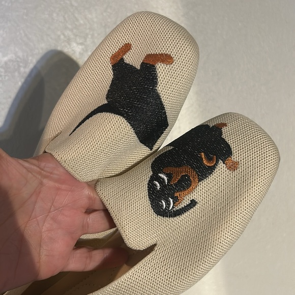 Dachshund Wiener Doxie Dog Breed Embroidered Woven Loafers Slip On Flats Shoes - Picture 10 of 16